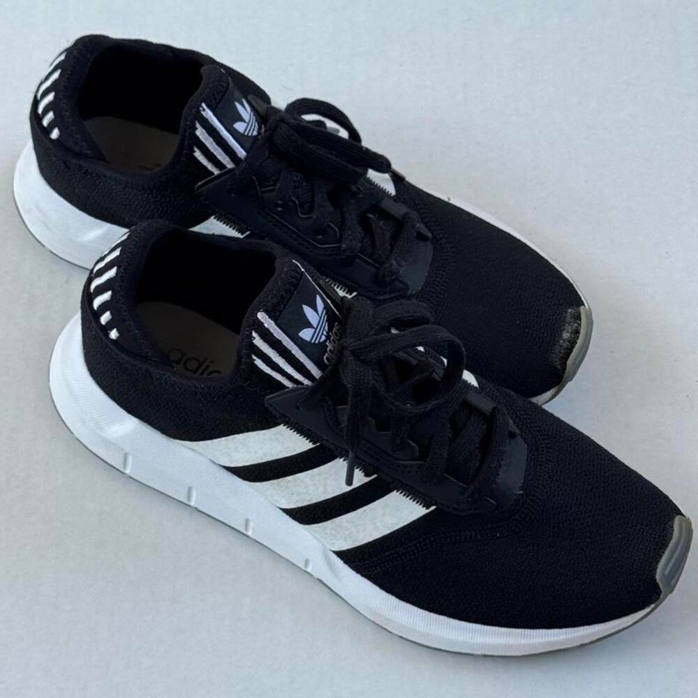 Adidas swift run x womens